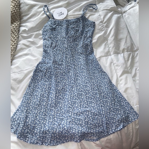 Princess Polly Dresses & Skirts - NWT princess Polly floral sundress Elvia mini dress blue 2
